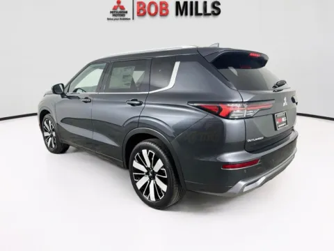 More photos of 2026 Mitsubishi Outlander SEL at Bob Mills Mitsubishi-Myrtle Beach, SC