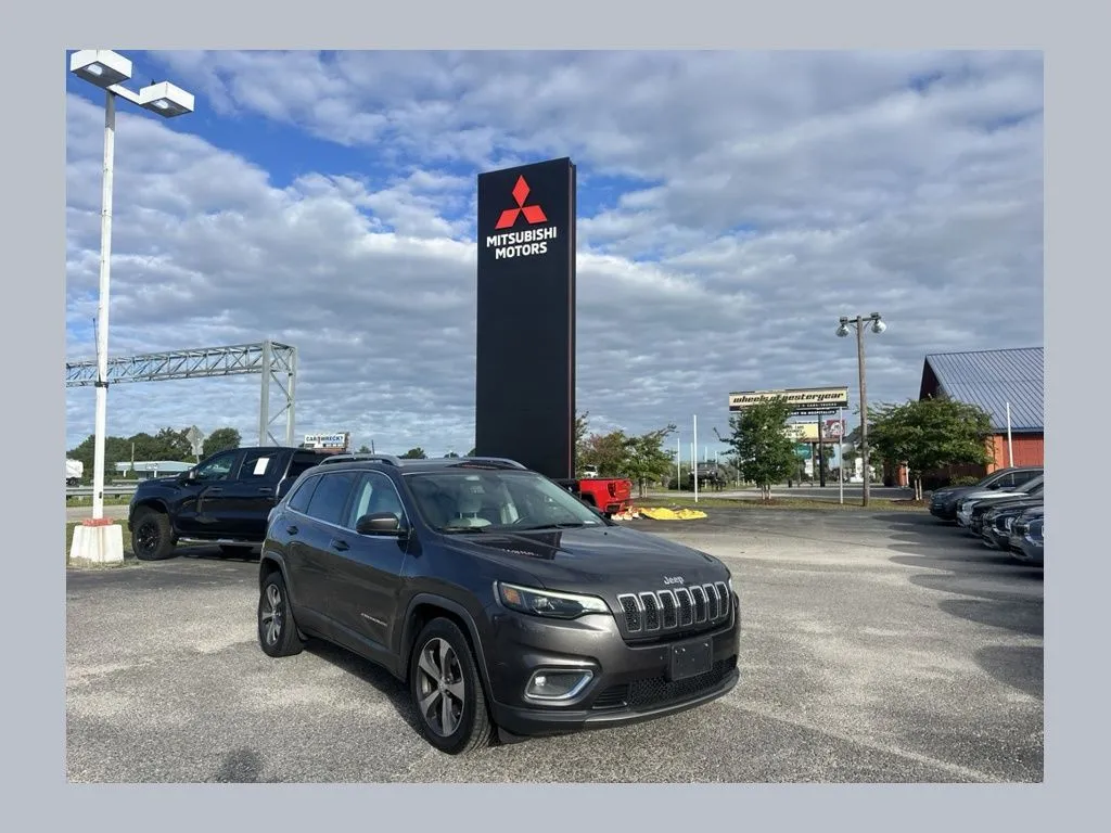 Gray 2019 Jeep Cherokee Limited for sale in Myrtle Beach, SC