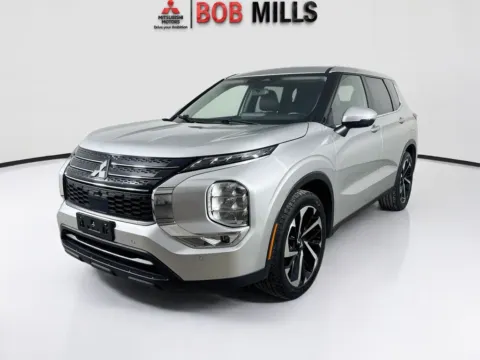 Another view of 2024 Mitsubishi Outlander SE Black Edition w/Pano Roof for sale in Myrtle Beach, SC at Bob Mills Mitsubishi-Myrtle Beach