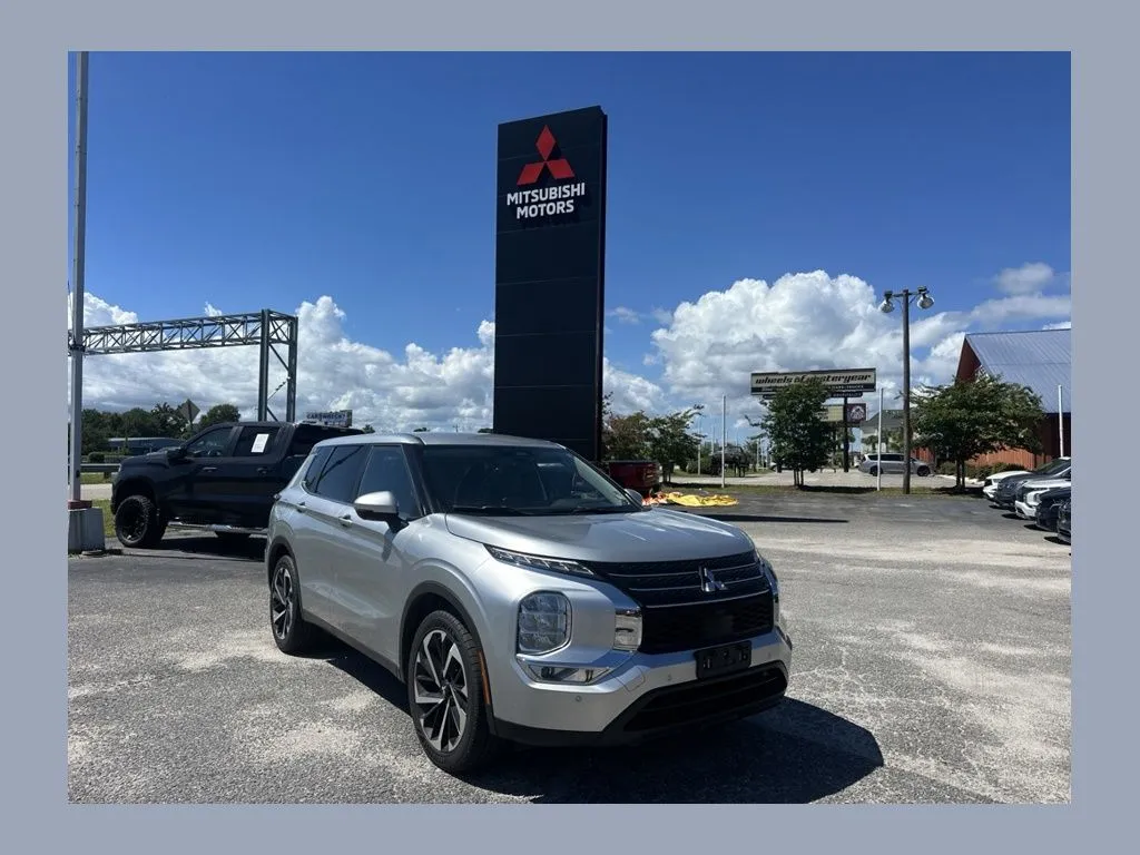 Blue 2024 Mitsubishi Outlander SE Black Edition w/Pano Roof for sale in Myrtle Beach, SC
