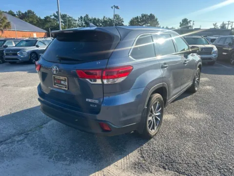 Another view of 2017 Toyota Highlander XLE for sale in Myrtle Beach, SC at Bob Mills Mitsubishi-Myrtle Beach