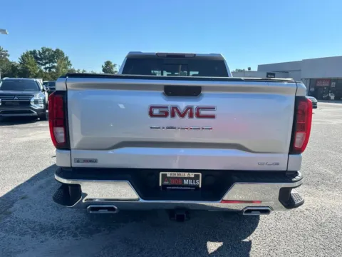 More photos of 2020 GMC Sierra 1500 SLE at Bob Mills Mitsubishi-Myrtle Beach, SC