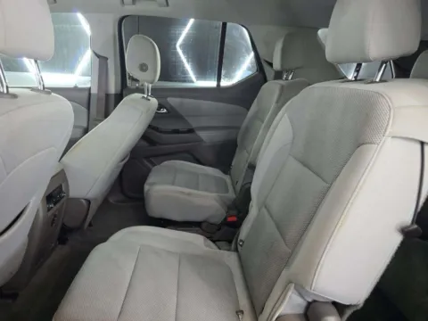 More photos of 2021 Chevrolet Traverse LT at Bob Mills Mitsubishi-Myrtle Beach, SC