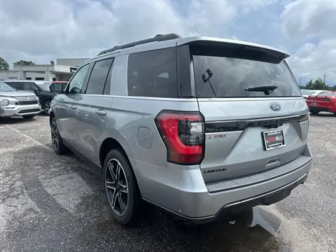More photos of 2020 Ford Expedition Limited at Bob Mills Mitsubishi-Myrtle Beach, SC