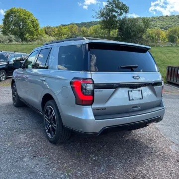Another view of 2020 Ford Expedition Limited for sale in Myrtle Beach, SC at Bob Mills Mitsubishi-Myrtle Beach