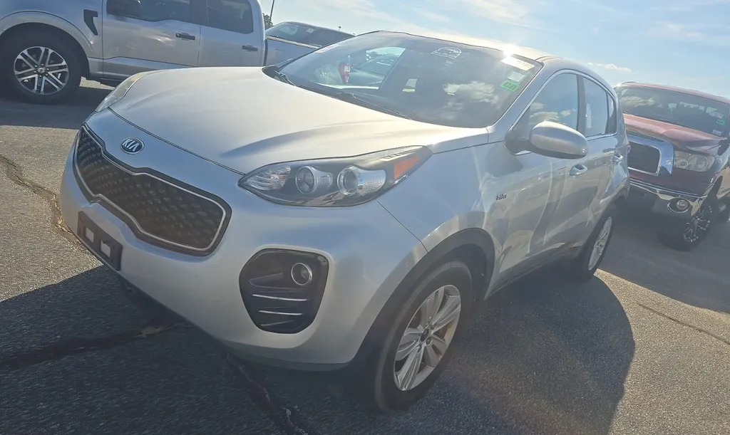 Used 2019 Kia Sportage LX with VIN KNDPMCAC3K7591755 for sale in Lewistown, MT