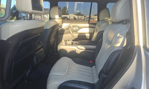 More photos of 2019 INFINITI QX80 Limited at Bob Mills Mitsubishi-Myrtle Beach, SC