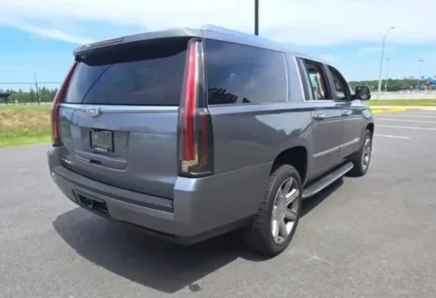 More photos of 2020 Cadillac Escalade ESV Luxury at Bob Mills Mitsubishi-Myrtle Beach, SC