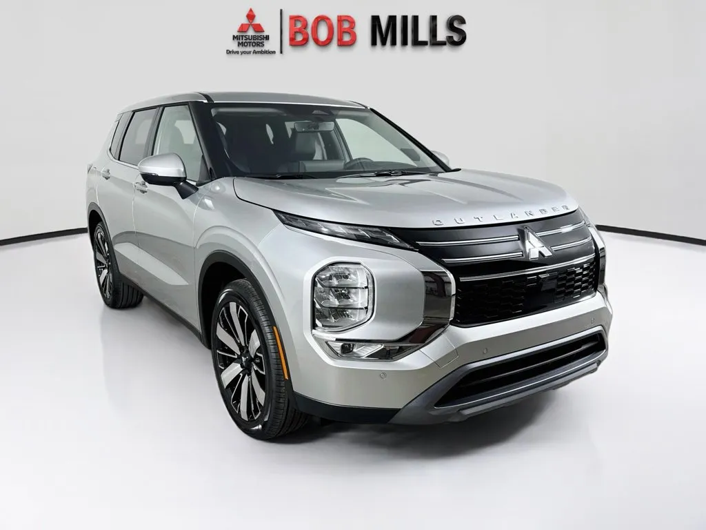 Silver 2026 Mitsubishi Outlander SE for sale in Myrtle Beach, SC
