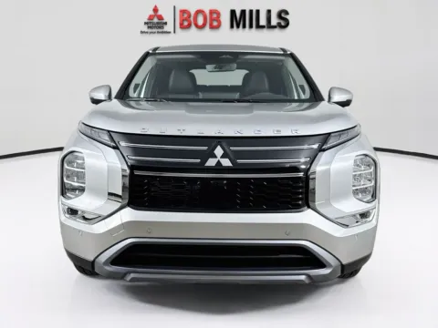 Photos of 2026 Mitsubishi Outlander SE for sale in Myrtle Beach, SC at Bob Mills Mitsubishi-Myrtle Beach