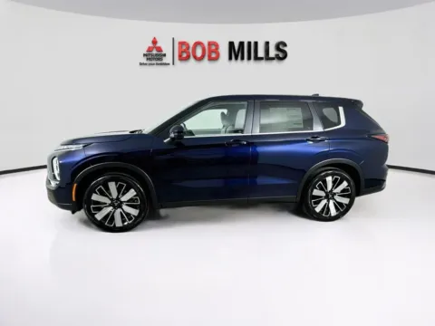 More photos of 2026 Mitsubishi Outlander SE at Bob Mills Mitsubishi-Myrtle Beach, SC
