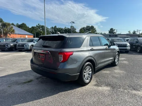 More photos of 2021 Ford Explorer at Bob Mills Mitsubishi-Myrtle Beach, SC
