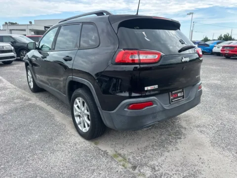 More photos of 2017 Jeep Cherokee Sport at Bob Mills Mitsubishi-Myrtle Beach, SC