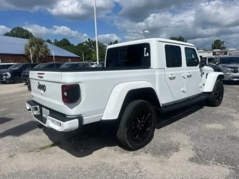 Another view of 2022 Jeep Gladiator Overland for sale in Myrtle Beach, SC at Bob Mills Mitsubishi-Myrtle Beach