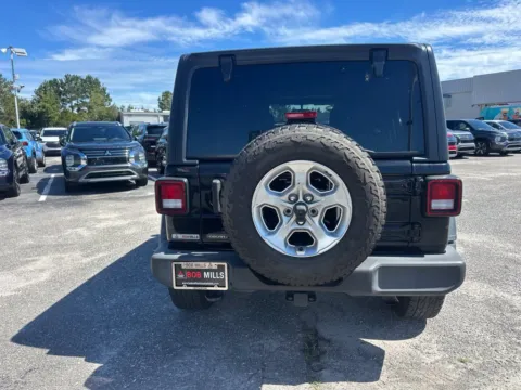 More photos of 2021 Jeep Wrangler Unlimited Sport at Bob Mills Mitsubishi-Myrtle Beach, SC