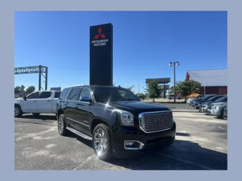 Black 2016 GMC Yukon Denali for sale in Myrtle Beach, SC