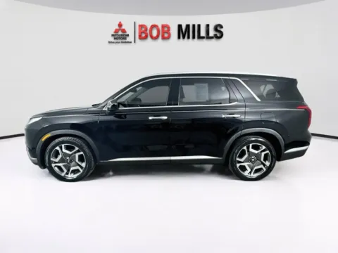 More photos of 2023 Hyundai Palisade Limited at Bob Mills Mitsubishi-Myrtle Beach, SC