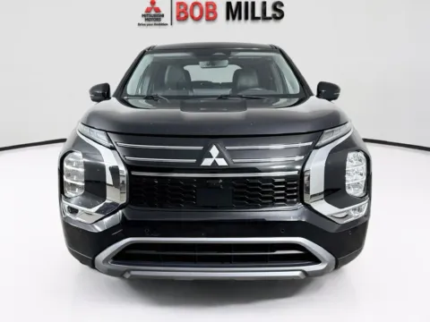 Photos of 2025 Mitsubishi Outlander SE for sale in Myrtle Beach, SC at Bob Mills Mitsubishi-Myrtle Beach