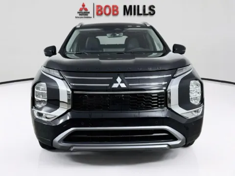 Photos of 2026 Mitsubishi Outlander SEL for sale in Myrtle Beach, SC at Bob Mills Mitsubishi-Myrtle Beach