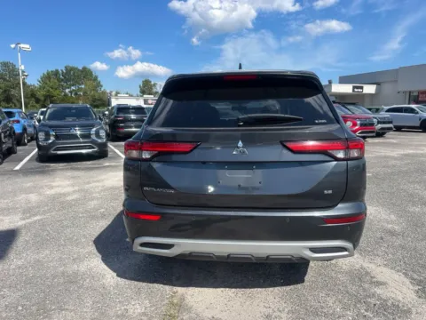 More photos of 2024 Mitsubishi Outlander SE at Bob Mills Mitsubishi-Myrtle Beach, SC