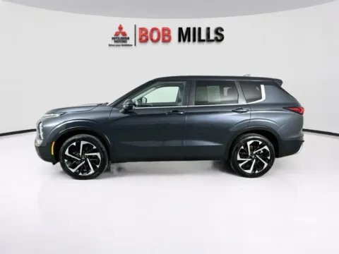 More photos of 2024 Mitsubishi Outlander SE at Bob Mills Mitsubishi-Myrtle Beach, SC