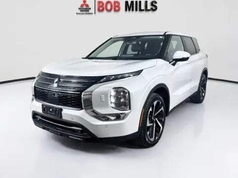 Another view of 2024 Mitsubishi Outlander SE for sale in Myrtle Beach, SC at Bob Mills Mitsubishi-Myrtle Beach