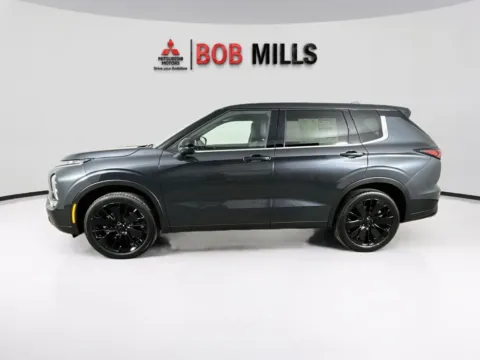 More photos of 2026 Mitsubishi Outlander LE at Bob Mills Mitsubishi-Myrtle Beach, SC