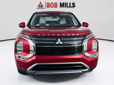 Photos of 2026 Mitsubishi Outlander SE for sale in Myrtle Beach, SC at Bob Mills Mitsubishi-Myrtle Beach
