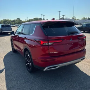 Photos of 2024 Mitsubishi Outlander SE for sale in Myrtle Beach, SC at Bob Mills Mitsubishi-Myrtle Beach