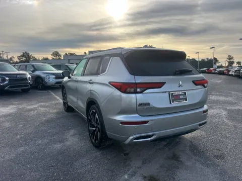 More photos of 2024 Mitsubishi Outlander SEL at Bob Mills Mitsubishi-Myrtle Beach, SC