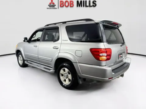 More photos of 2003 Toyota Sequoia Limited at Bob Mills Mitsubishi-Myrtle Beach, SC