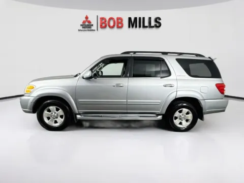 More photos of 2003 Toyota Sequoia Limited at Bob Mills Mitsubishi-Myrtle Beach, SC