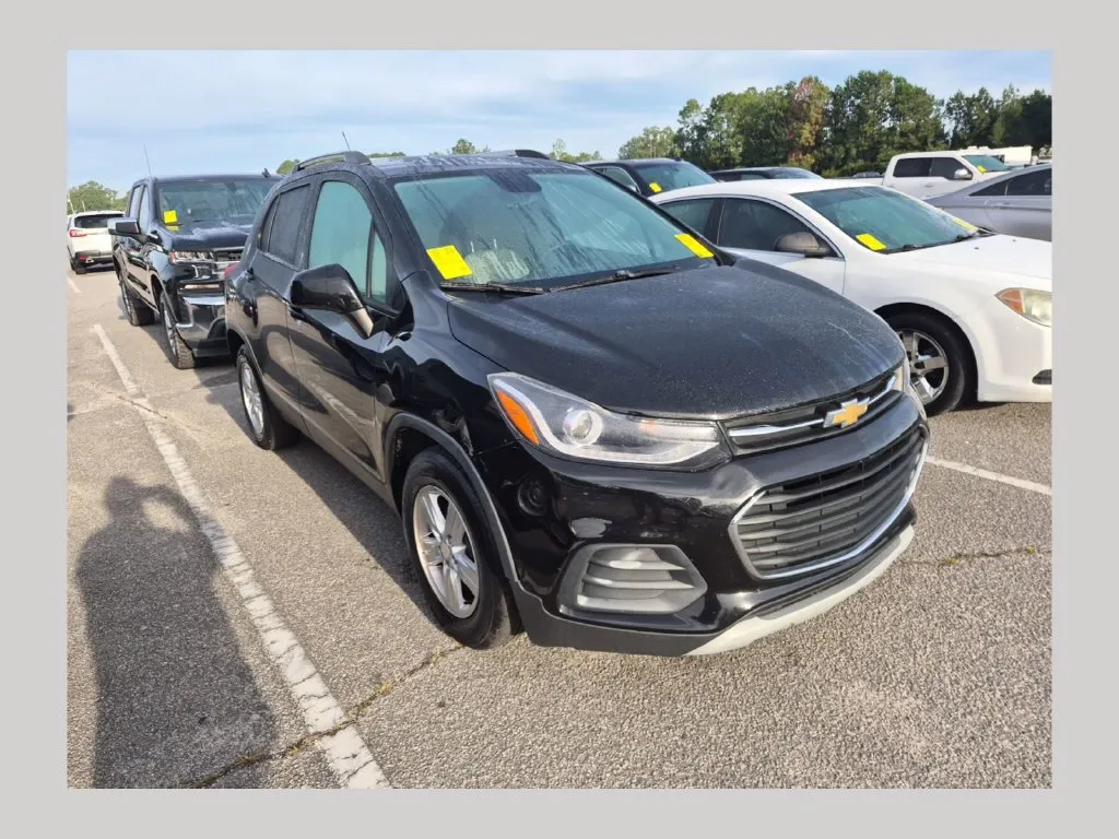 Black 2021 Chevrolet Trax LT for sale in Myrtle Beach, SC