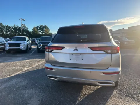 More photos of 2024 Mitsubishi Outlander SE at Bob Mills Mitsubishi-Myrtle Beach, SC