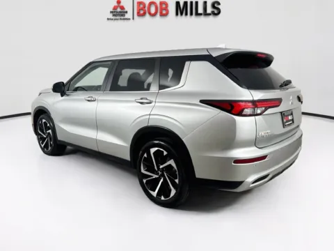 More photos of 2024 Mitsubishi Outlander SE at Bob Mills Mitsubishi-Myrtle Beach, SC