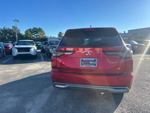 More photos of 2025 Mitsubishi Outlander SE at Bob Mills Mitsubishi-Myrtle Beach, SC