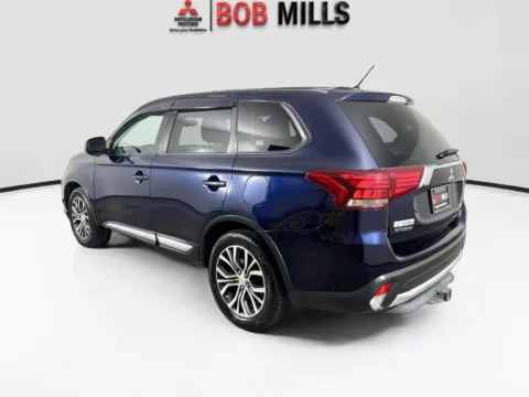 More photos of 2016 Mitsubishi Outlander ES at Bob Mills Mitsubishi-Myrtle Beach, SC