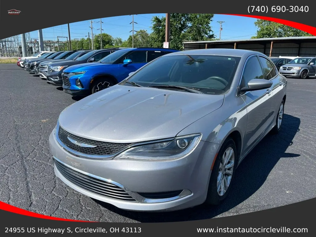 Gray 2015 Chrysler 200 Limited Sedan 4D for sale in Circleville, OH