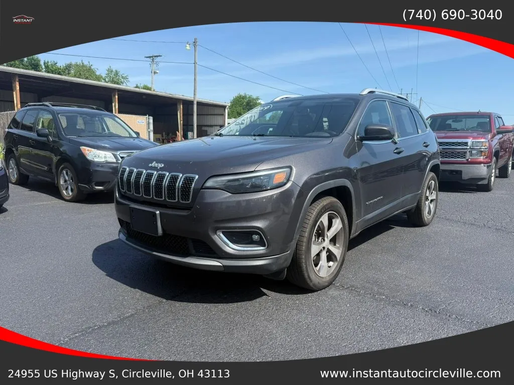 Gray 2019 Jeep Cherokee Limited Sport Utility 4D for sale in Circleville, OH