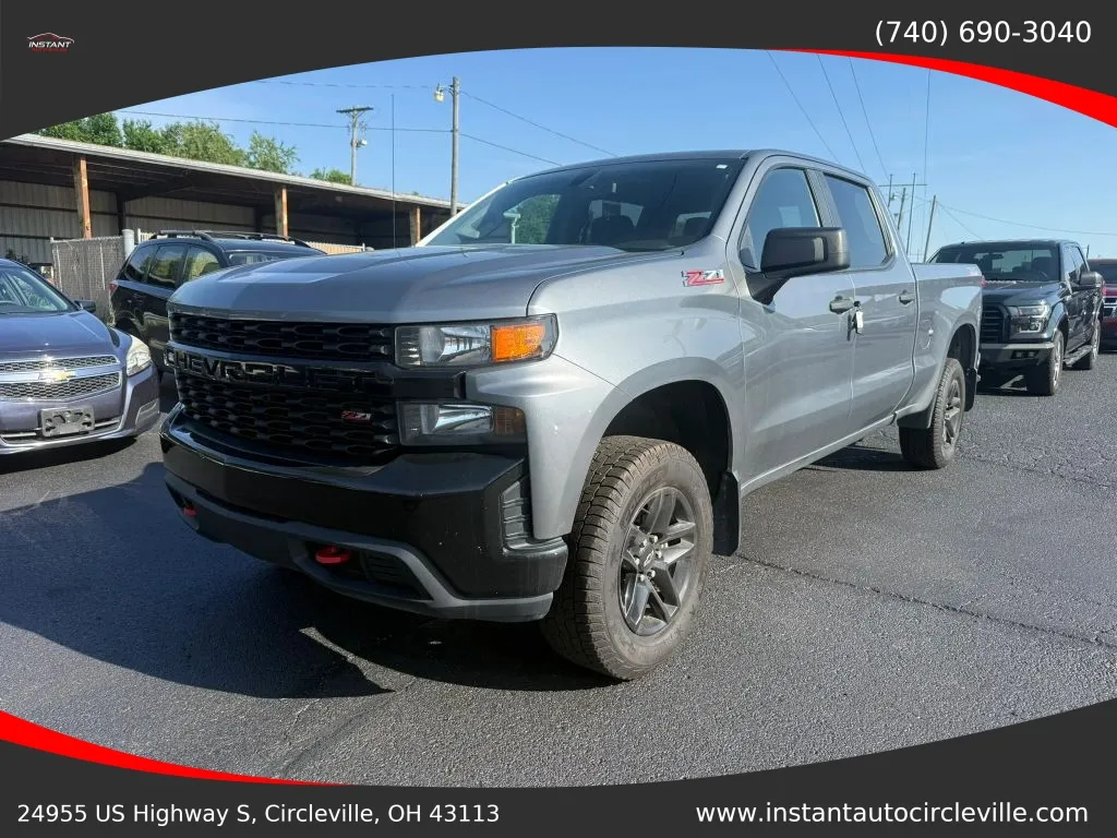 Gray 2019 Chevrolet Silverado 1500 Crew Cab Custom Trail Boss Pickup 4D 5 3/4 ft for sale in Circleville, OH