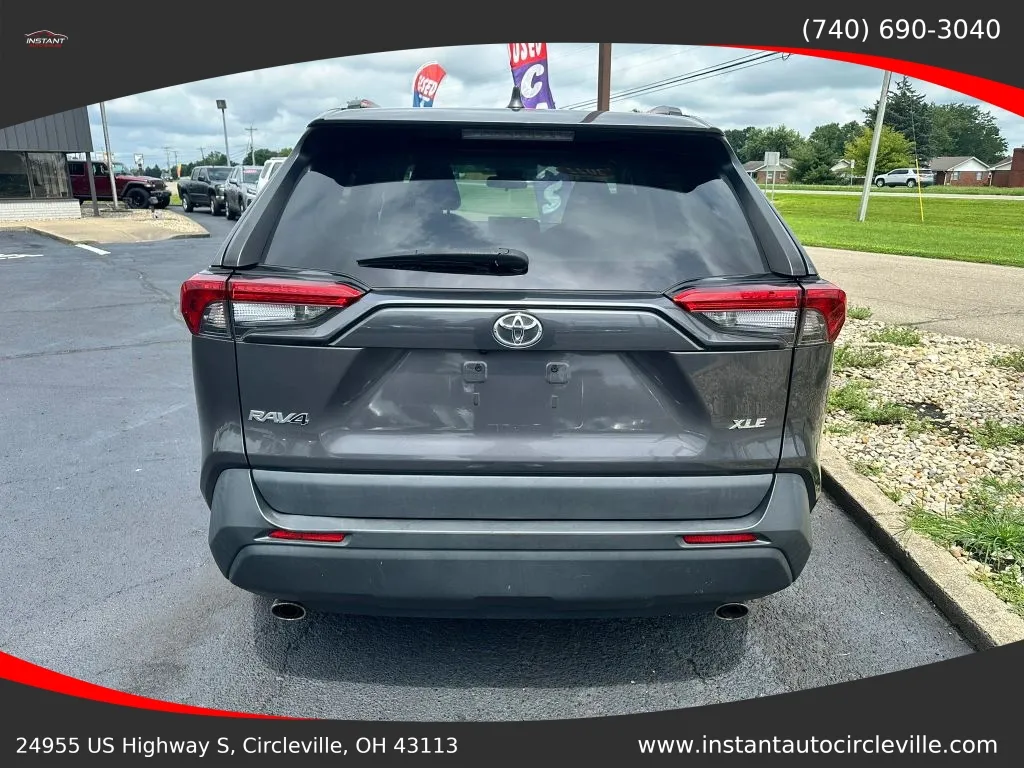 Toyota RAV4 photo 6