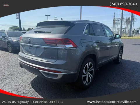 More photos of 2022 Volkswagen Atlas Cross Sport SEL 4MOTION Sport Utility 4D at Instant Auto Sales Circleville, OH