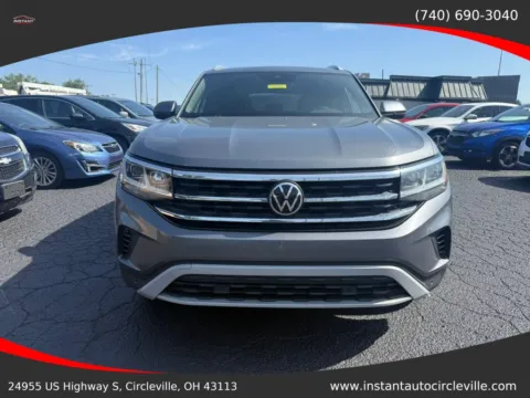 Photos of 2022 Volkswagen Atlas Cross Sport SEL 4MOTION Sport Utility 4D for sale in Circleville, OH at Instant Auto Sales Circleville
