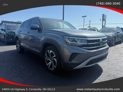 Another view of 2022 Volkswagen Atlas Cross Sport SEL 4MOTION Sport Utility 4D for sale in Circleville, OH at Instant Auto Sales Circleville