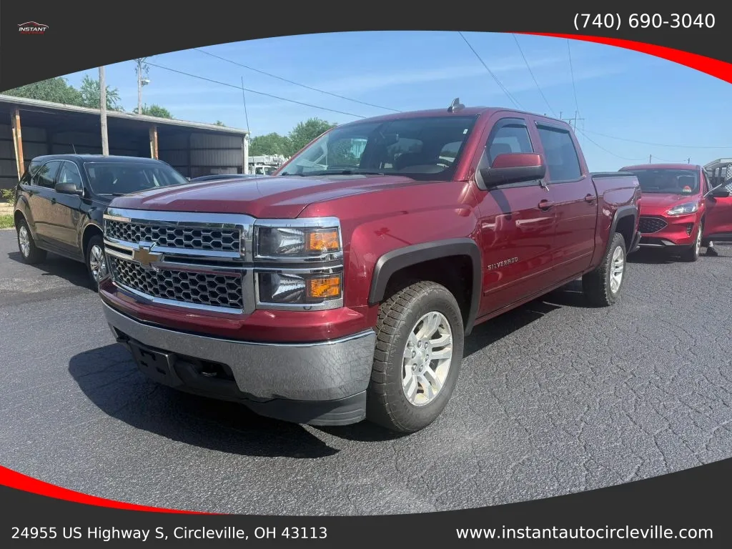Red 2015 Chevrolet Silverado 1500 Crew Cab LT Pickup 4D 6 1/2 ft for sale in Circleville, OH