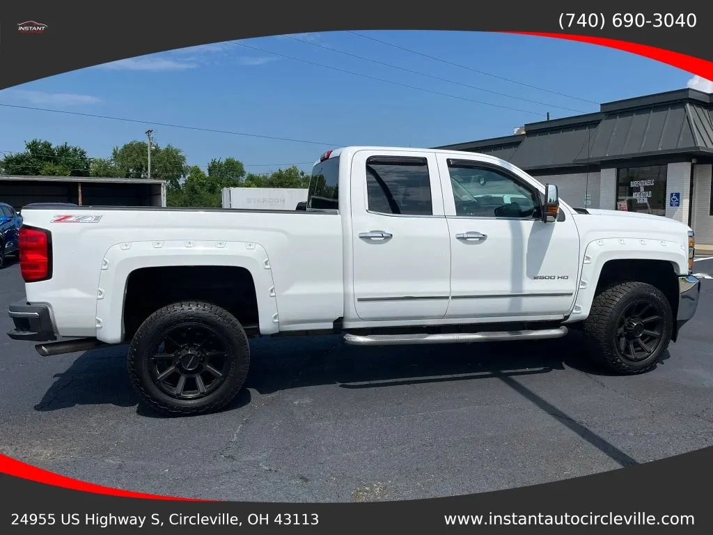 Chevrolet Silverado photo 12