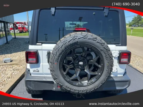 More photos of 2019 Jeep Wrangler Unlimited Sahara Sport Utility 4D at Instant Auto Sales Circleville, OH