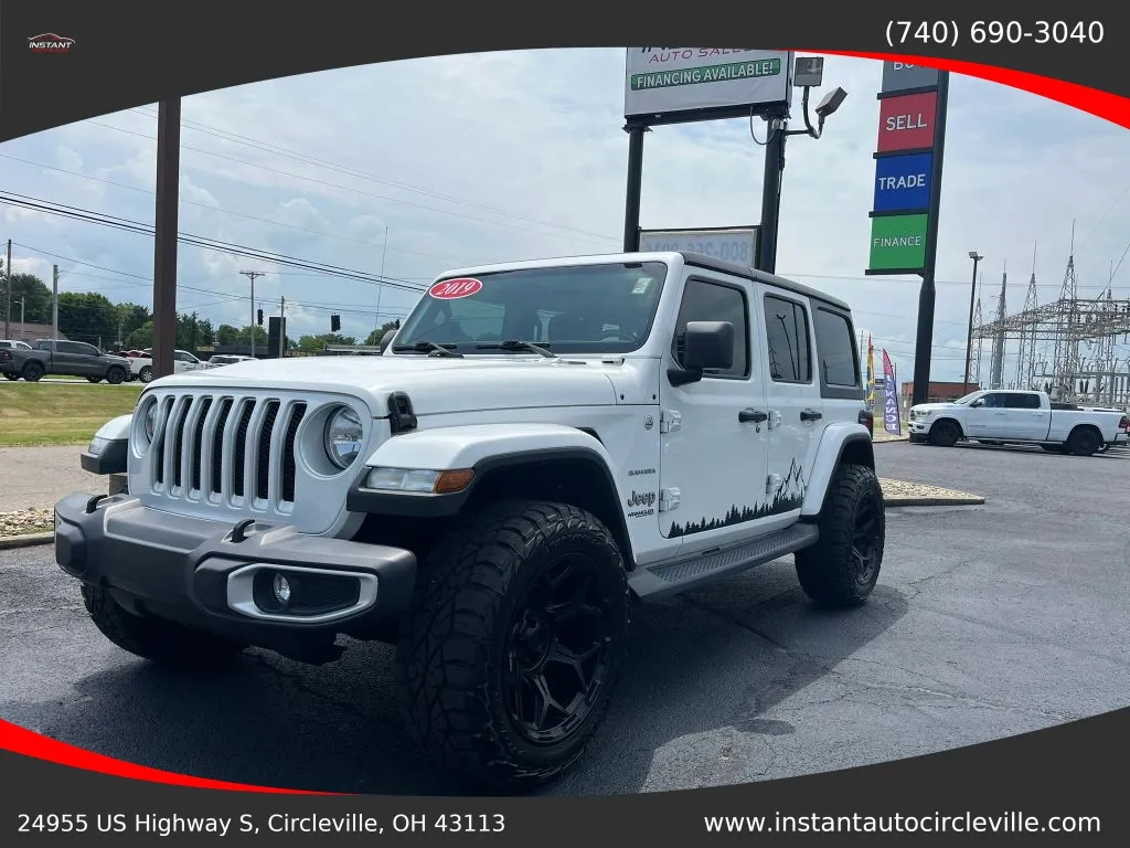 Unknown 2019 Jeep Wrangler Unlimited Sahara Sport Utility 4D for sale in Circleville, OH