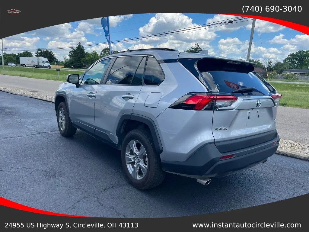 Toyota RAV4 photo 4