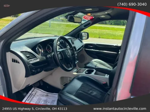 More photos of 2019 Dodge Grand Caravan Passenger SXT Minivan 4D at Instant Auto Sales Circleville, OH